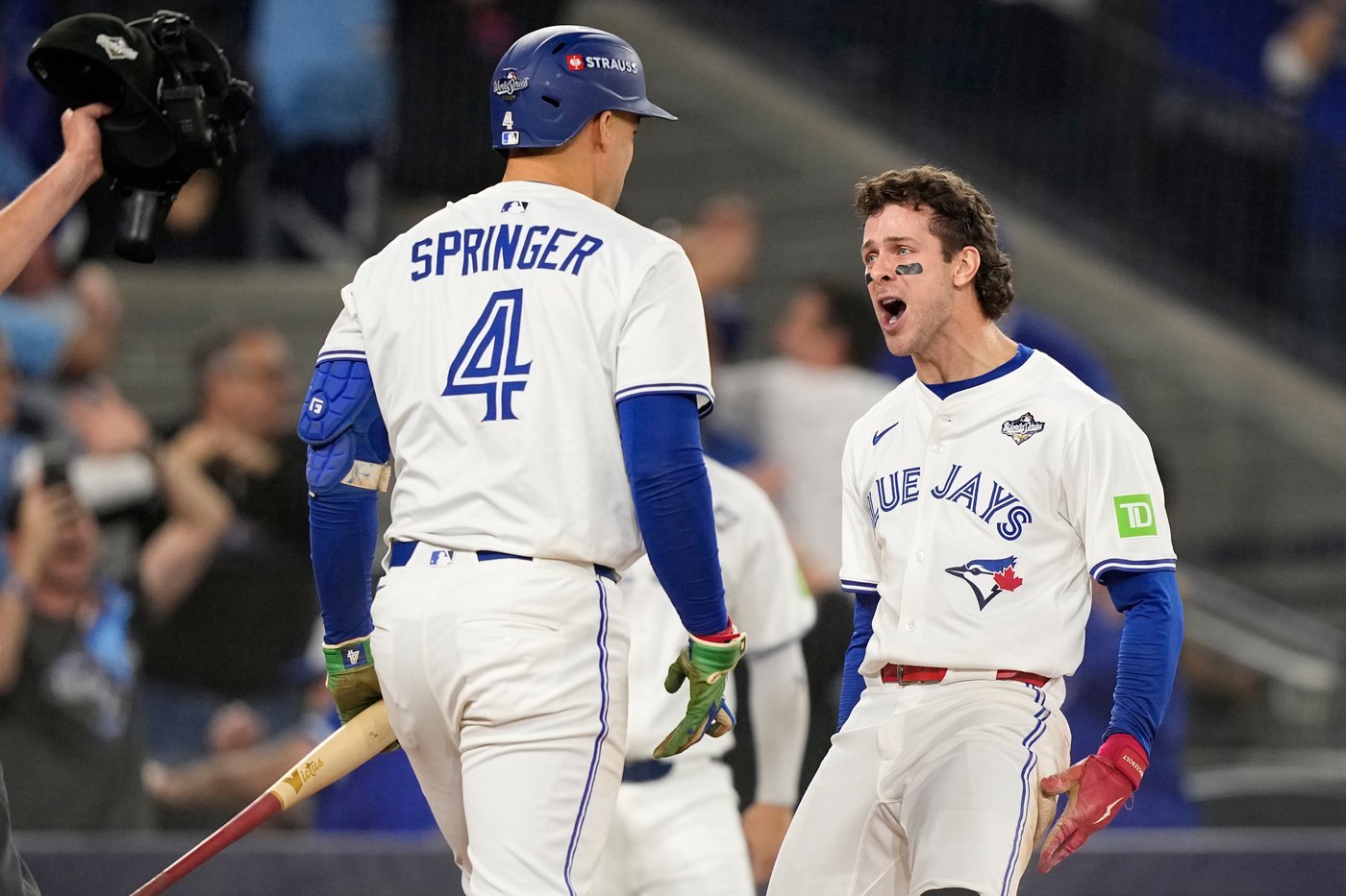 Blue Jays' Clement dismisses post-season hits record after World Series  loss | EverythingGP