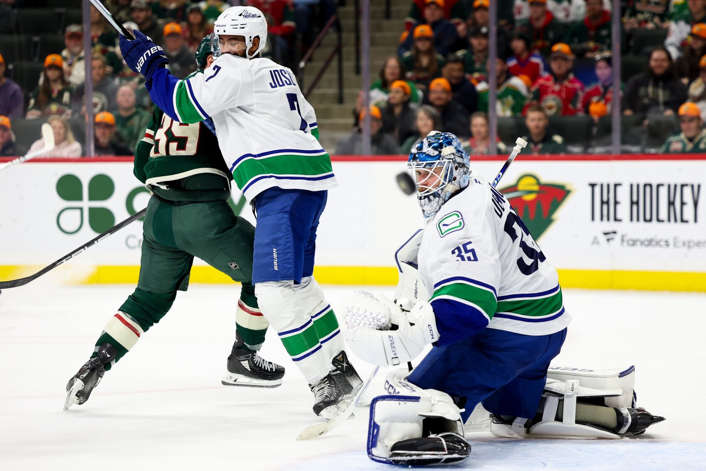 Vancouver Canucks could be without all-star goalie Thatcher Demko for weekend games | CKPG Today